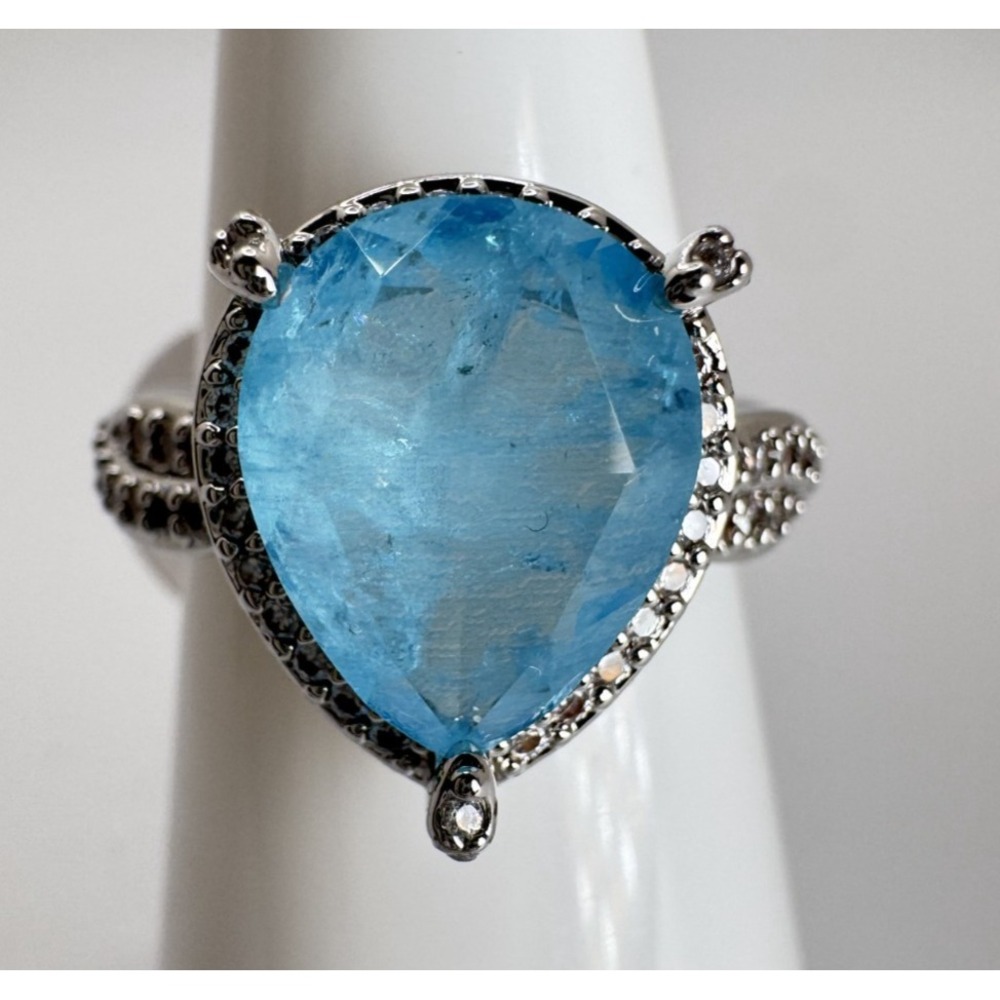 Size 6 Bomb Party Ring - RG76786 Dune Dreams - Baby Sky Blue Topaz on Rhodium